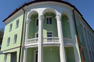 В Приморском районе Мариуполя подходит к завершению восстановление одного из корпусов пансионата ветеранов труда