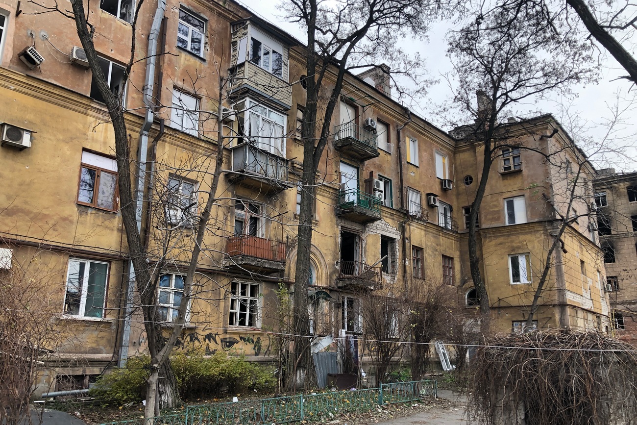 Жилой дом на ул. Артема в историческом центре Мариуполя