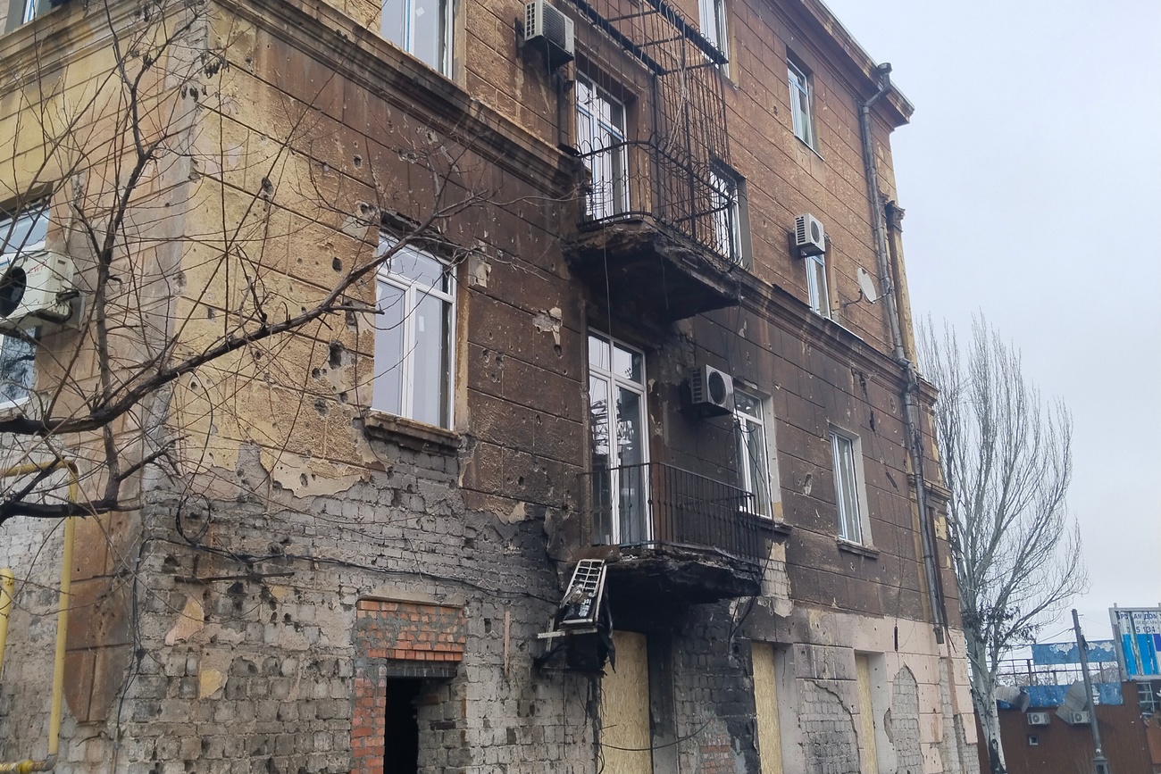 Жилой дом на ул. Артема в историческом центре Мариуполя