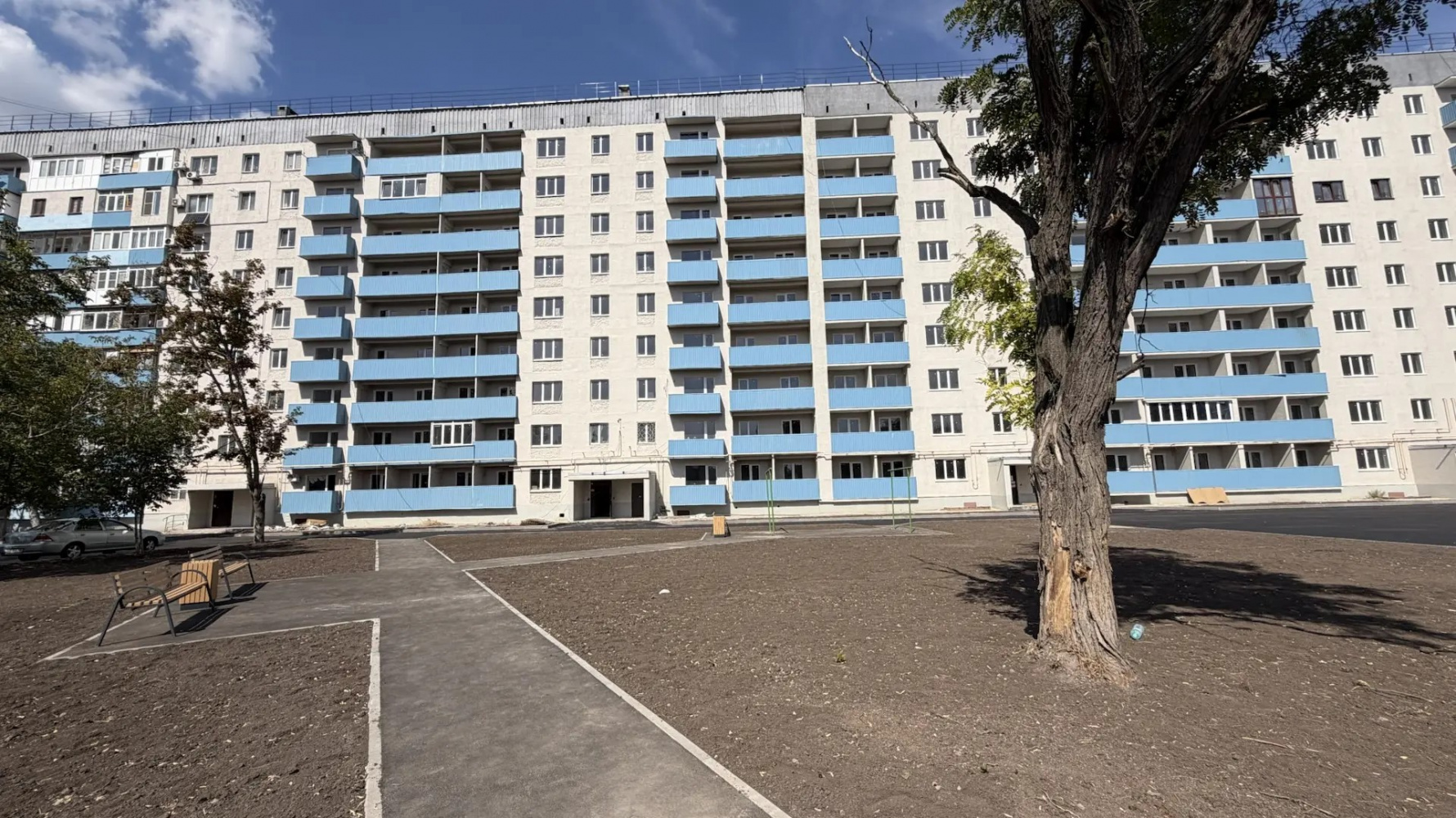 Завершается комплексное благоустройство придомовой территории на проспекте Победы