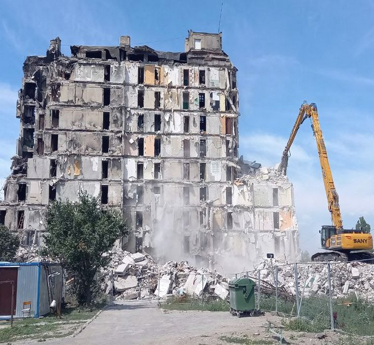 Dismantling works