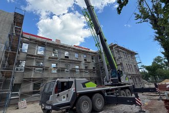 В Мариуполе продолжают восстанавливать одну из старейших школ города