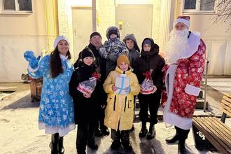 Компания «РКС-НР» приняла участие в Елке желаний и организовала поздравления ребят городского округа Мариуполь