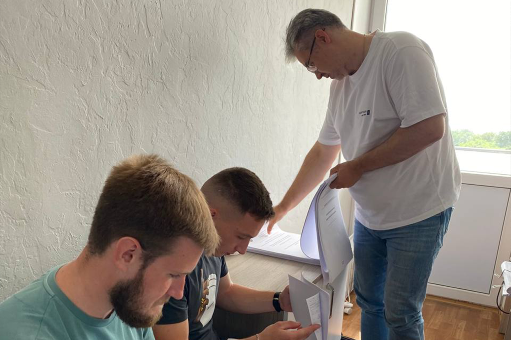 Студенты 3 на сайт.png Студенты 3 на сайт.png
