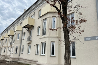 Завершены восстановительные работы дома со сложными повреждениями на проспекте Победы в Мариуполе.