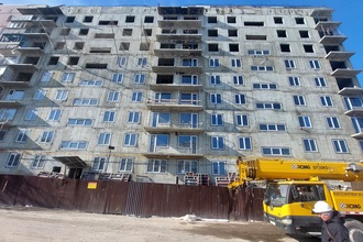 Под руководством ООО «РКС-НР» восстанавливается сильно поврежденный дом в Орджоникидзевском районе Мариуполя.